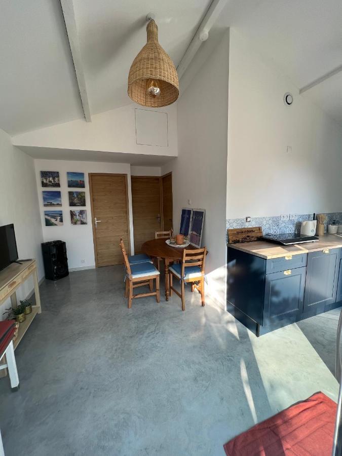 Le Faiere Audenge Exterior foto